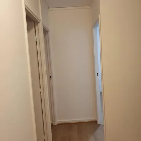 Spacieuse Et Pres Des Commodites *